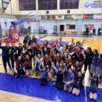 Οι αθλήτριες του ΟΦΑ Απολλώνιος Κερατσινίου μετά τη μεγάλη εντός έδρας νίκη επί των Αμαζόνων για την Pre League Γυναικών.